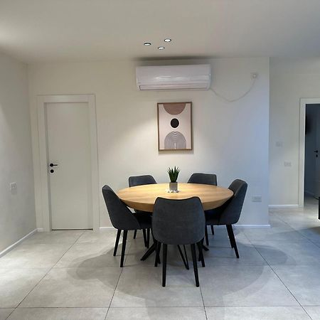 Family Apartment By Israpart Ramat Gan Esterno foto